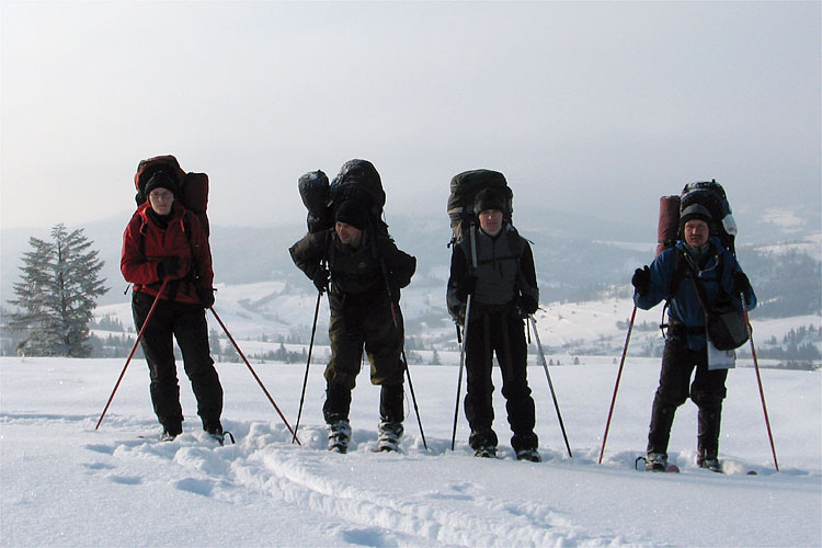 Wycieczka narciarska "Na śladówkach przez karpackie wioseczki zasypane śniegiem"